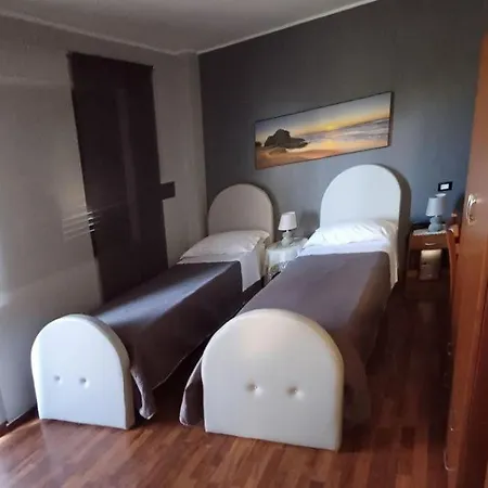 Ospiti A Corte 4*