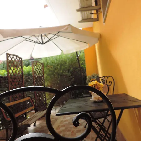 Ospiti A Corte Bed & Breakfast *